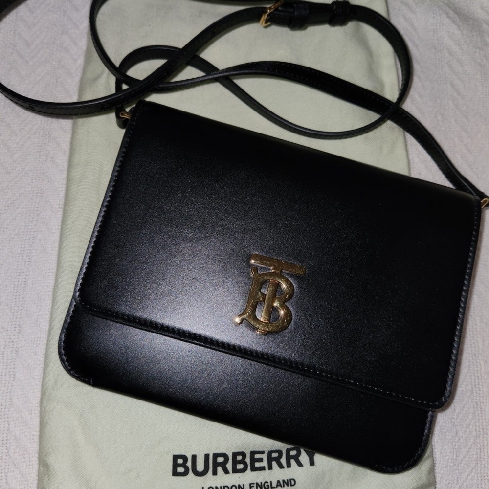 Burberry cross body bag
